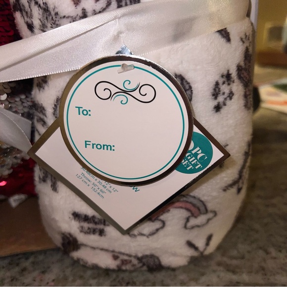 Posh Home Sequin Pillow & Printed Throw Gift Set New NIB Unicorn - Picture 2 of 6